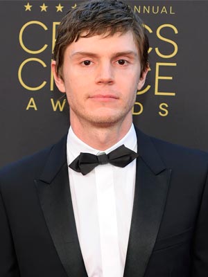 Эван Питерс в роли Купера Мэдсена